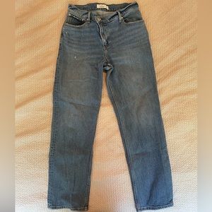 Abercrombie - 90s Straight Ultra High Rise Jeans